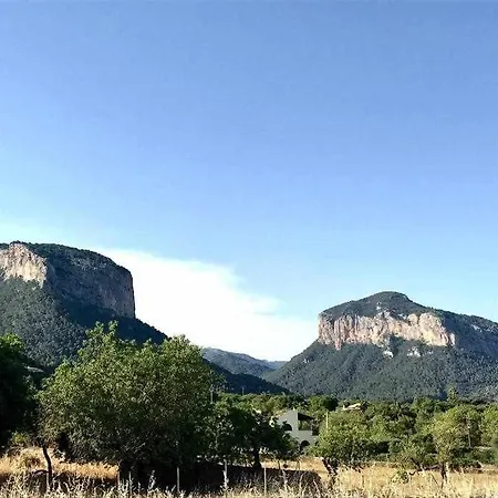 Casa De Pueblo * Alaró